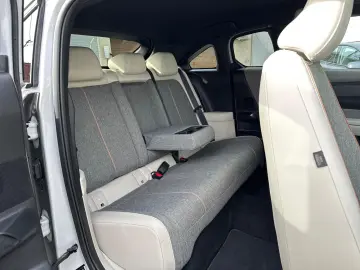 Mazda MX-3 e-skyactiv First edition