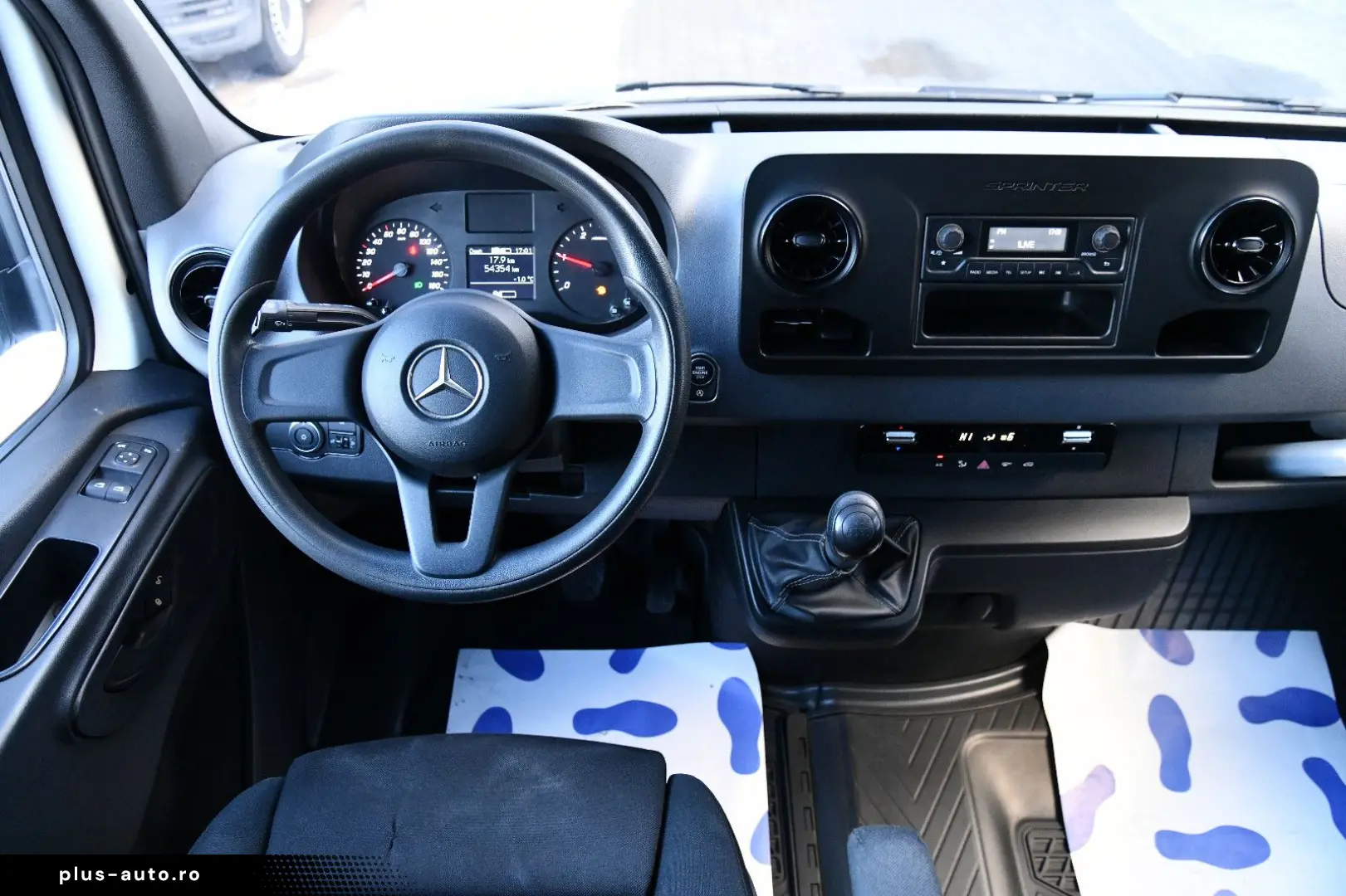 MERCEDES-BENZ Sprinter 211CDI RWD L2
