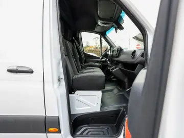 MERCEDES-BENZ Sprinter 317 CDI L3H2 Navi Kamera