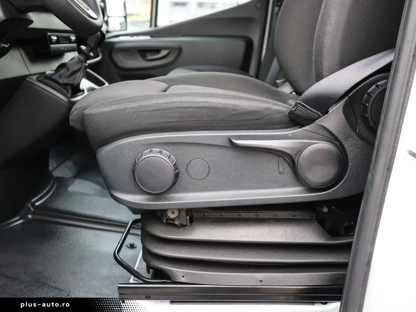 MERCEDES-BENZ Sprinter 317 CDI L3H2 Navi Kamera