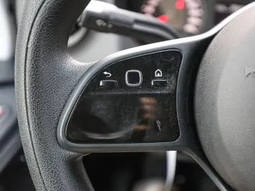 MERCEDES-BENZ Sprinter 317 CDI L3H2 Navi Kamera