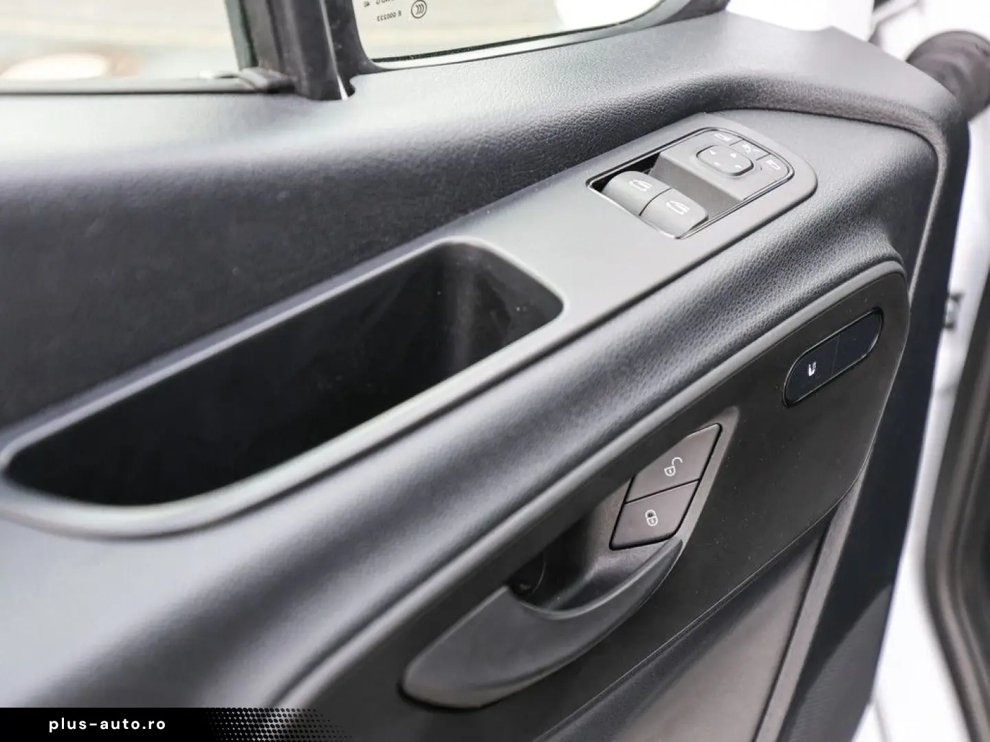 MERCEDES-BENZ Sprinter 317 CDI L3H2 Navi Kamera