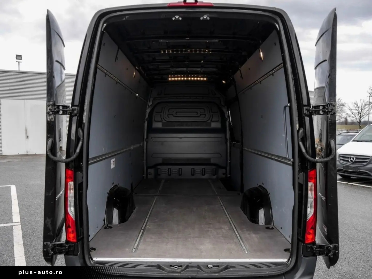 MERCEDES-BENZ SPRINTER 315 CDI LONG NAVI