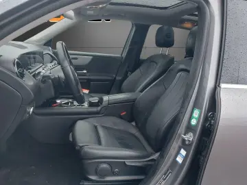 Mercedes-Benz GLB 200 d 4Matic 8G-DCT  Style