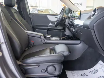 Mercedes-Benz GLB 200 d 4Matic 8G-DCT  Style