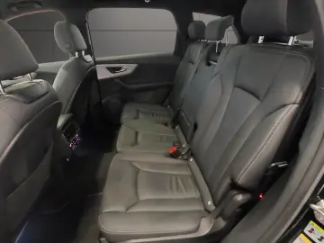 Audi Q7 55 TFSI quattro tiptronic  S line