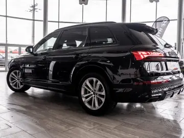 Audi Q7 55 TFSI quattro tiptronic  S line