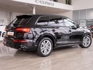 Audi Q7 55 TFSI quattro tiptronic  S line