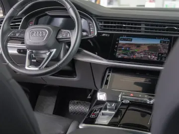 Audi Q7 55 TFSI quattro tiptronic  S line