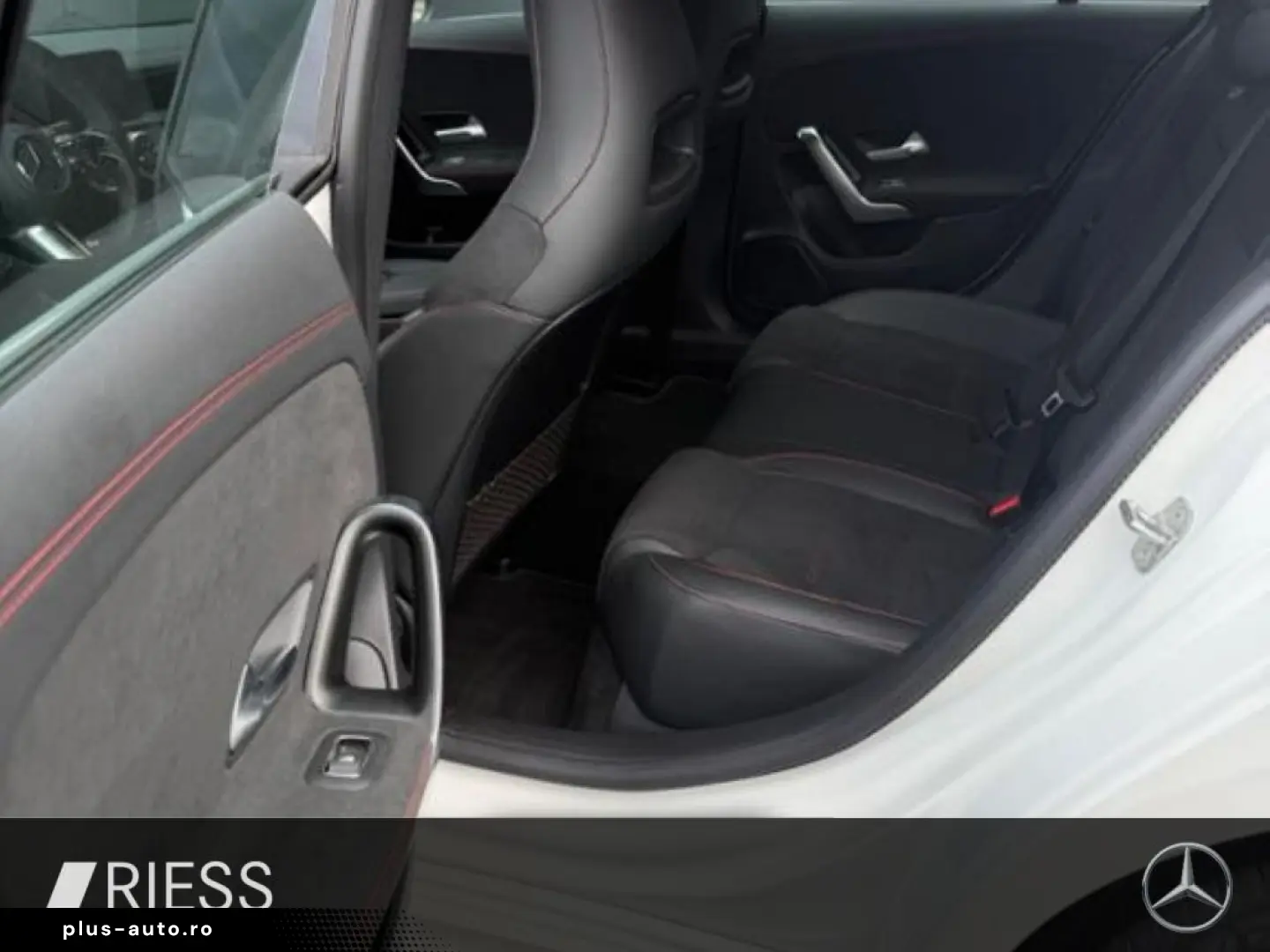 MERCEDES-BENZ CLA 180 AMG MBUX LED Ambiente Rückfahrkamera