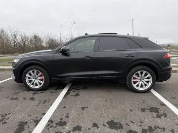 Audi Q8 S-line 2022   89.000km   Istoric Service
