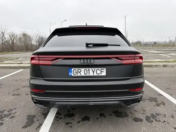 Audi Q8 S-line 2022   89.000km   Istoric Service