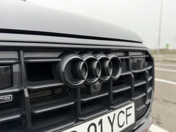 Audi Q8 S-line 2022   89.000km   Istoric Service