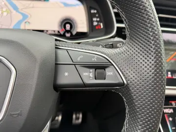 Audi Q8 S-line 2022   89.000km   Istoric Service