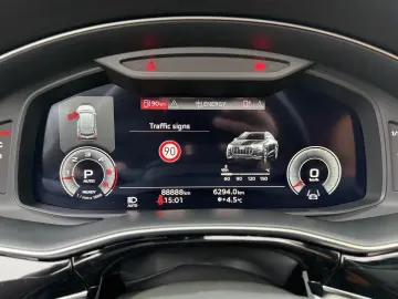 Audi Q8 S-line 2022   89.000km   Istoric Service