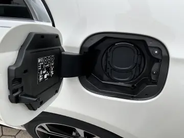 MERCEDES-BENZ S 580 e HUD AMG Panorama 8xAlu Night Paket