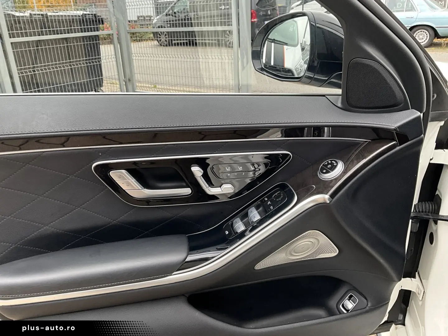 MERCEDES-BENZ S 580 e HUD AMG Panorama 8xAlu Night Paket