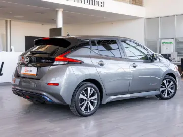 Nissan Leaf 40 kWh Tekna