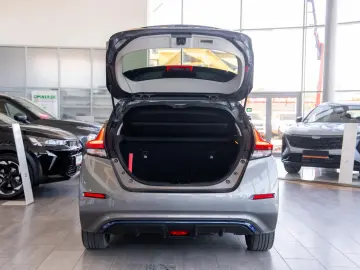 Nissan Leaf 40 kWh Tekna