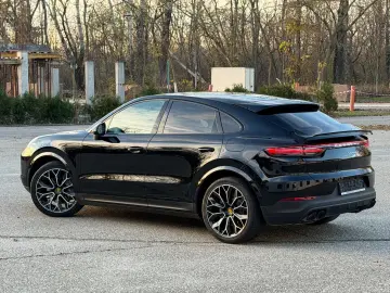 Porsche Cayenne-Coupe
