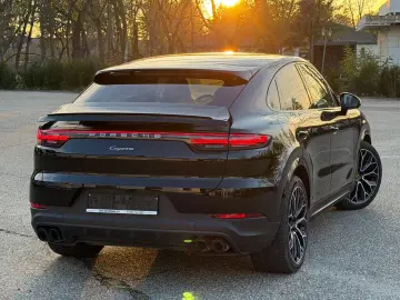 Porsche Cayenne-Coupe