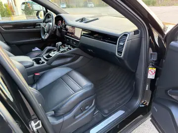 Porsche Cayenne-Coupe