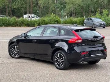 Volvo V40 Gen-Ii-2012
