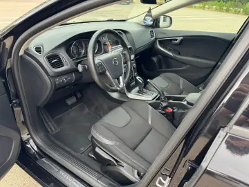 Volvo V40 Gen-Ii-2012