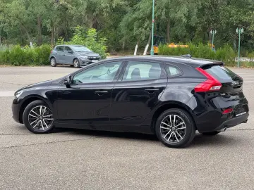 Volvo V40 Gen-Ii-2012