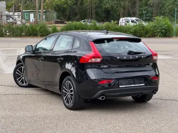 Volvo V40 Gen-Ii-2012
