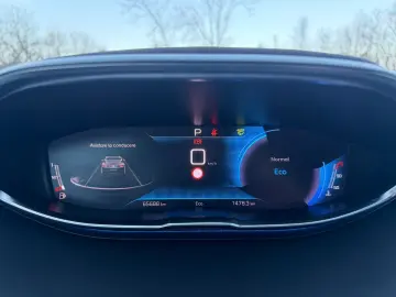 Peugeot 3008 Gen-Ii-2016