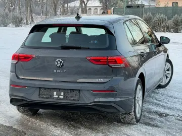 Volkswagen Golf Gen-Viii-2020