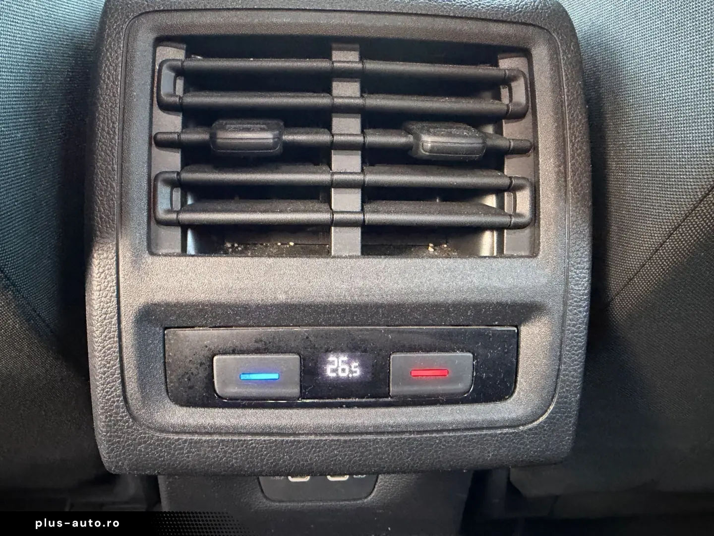 Volkswagen Golf Gen-Viii-2020