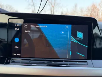 Volkswagen Golf Gen-Viii-2020