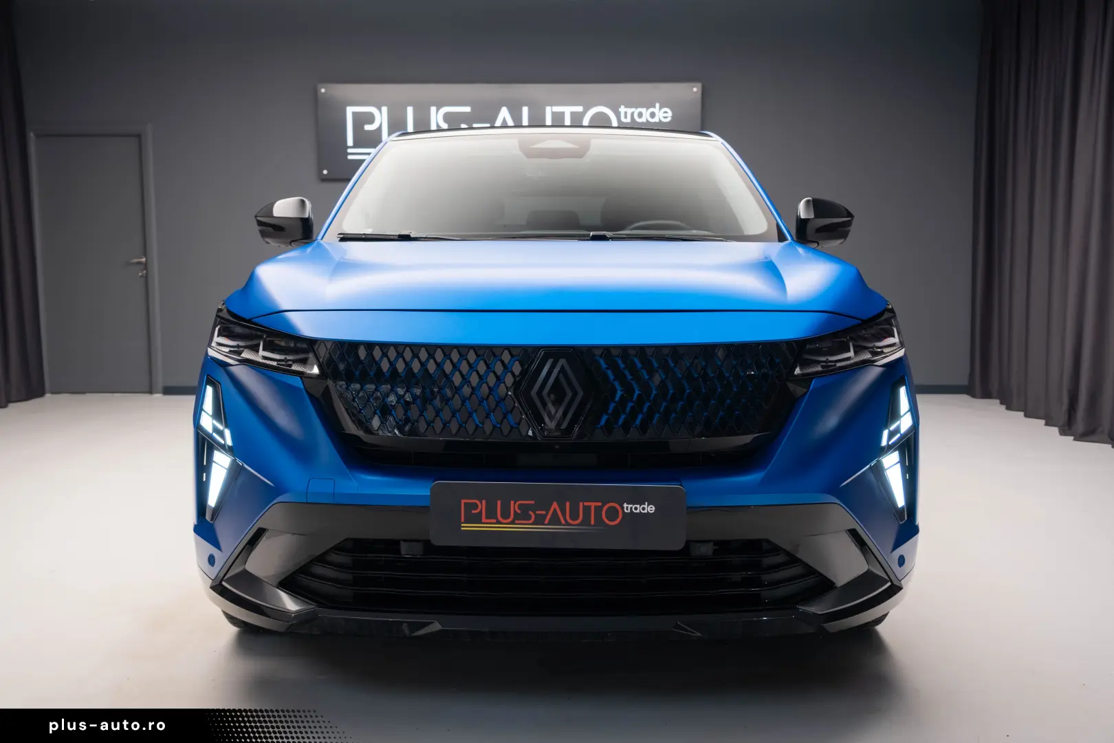 RENAULT RAFALE (300 CP) E-Tech Plug-in Hybrid 4x4 Multi-Mode