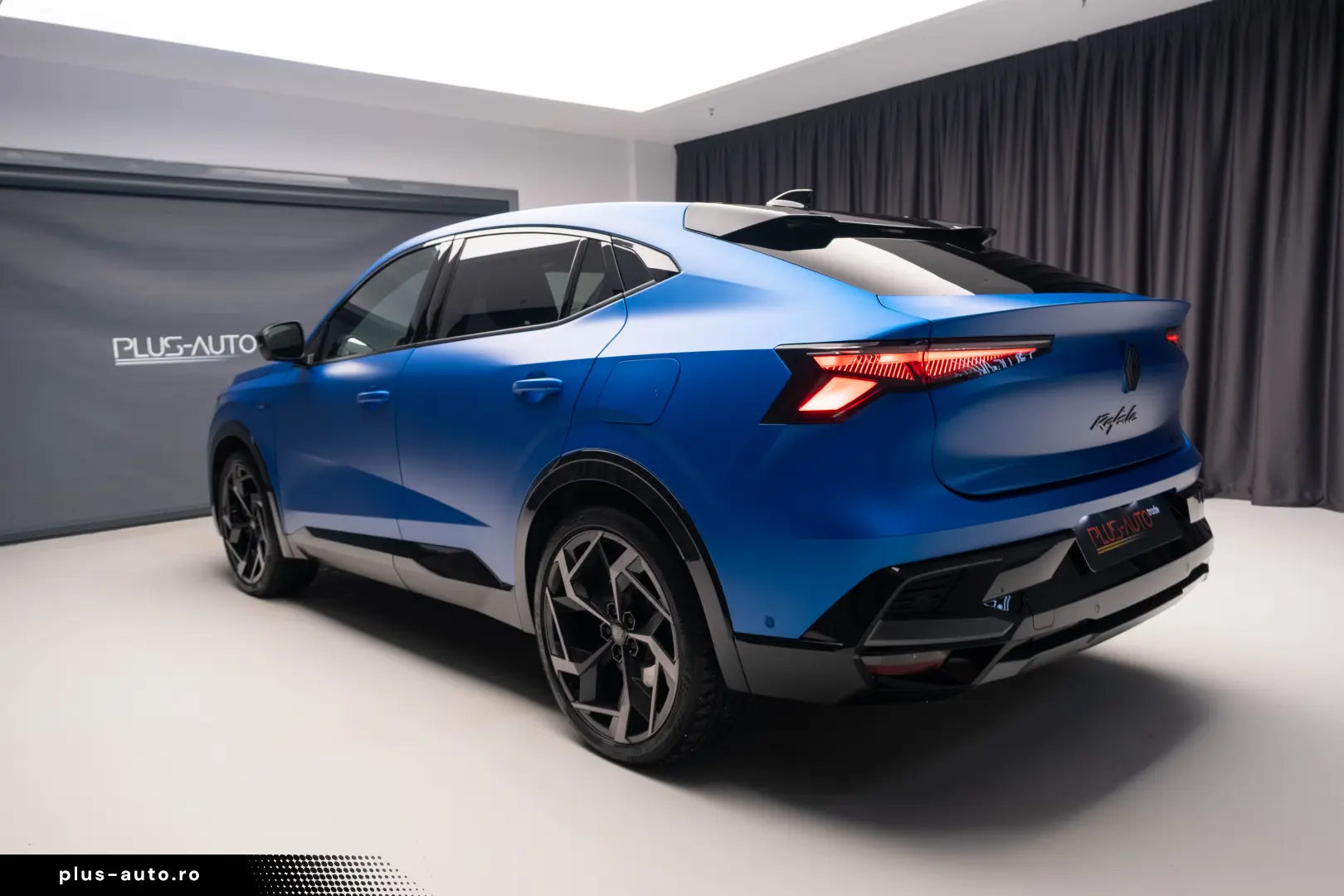 RENAULT RAFALE (300 CP) E-Tech Plug-in Hybrid 4x4 Multi-Mode