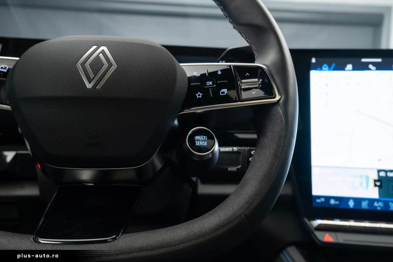 RENAULT RAFALE (300 CP) E-Tech Plug-in Hybrid 4x4 Multi-Mode