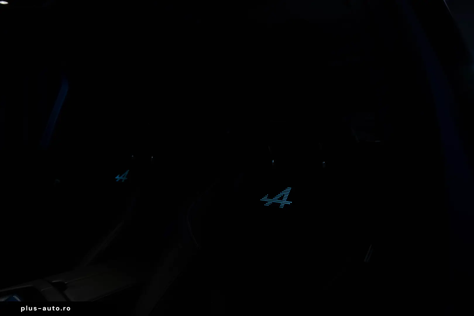 RENAULT RAFALE (300 CP) E-Tech Plug-in Hybrid 4x4 Multi-Mode