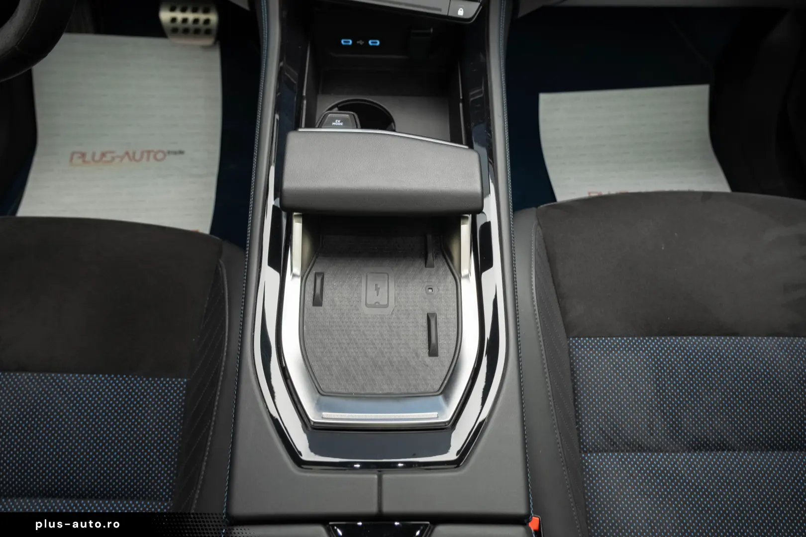 RENAULT RAFALE (300 CP) E-Tech Plug-in Hybrid 4x4 Multi-Mode