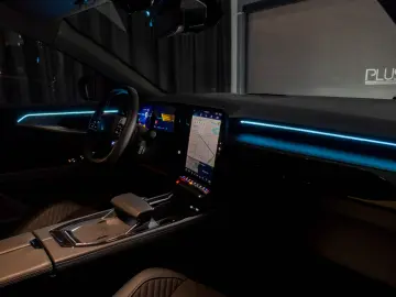 RENAULT RAFALE (300 CP) E-Tech Plug-in Hybrid 4x4 Multi-Mode