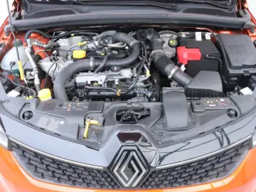 RENAULT CLIO 1.0 TCe 90 evolution