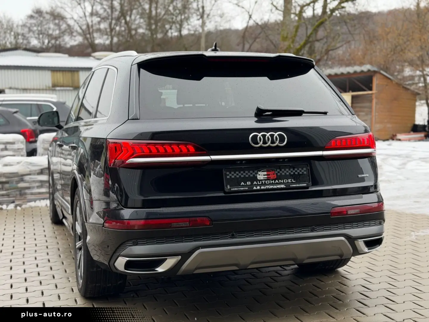 AUDI Q7 50 TDI quattro S line PANO LUFT HeadUp 7Sitze