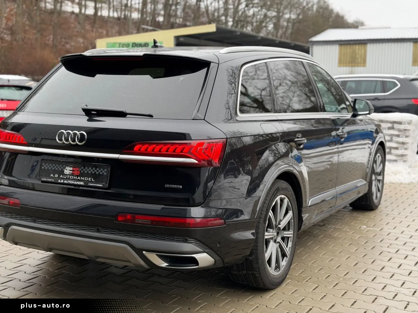 AUDI Q7 50 TDI quattro S line PANO LUFT HeadUp 7Sitze