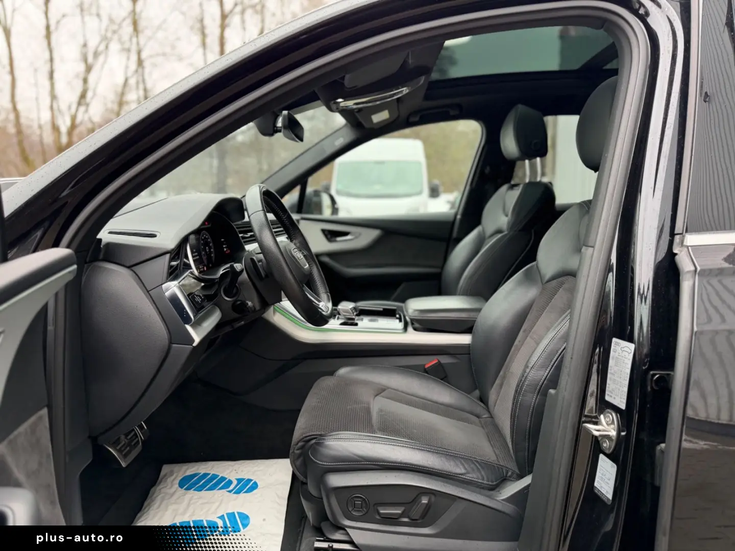 AUDI Q7 50 TDI quattro S line PANO LUFT HeadUp 7Sitze