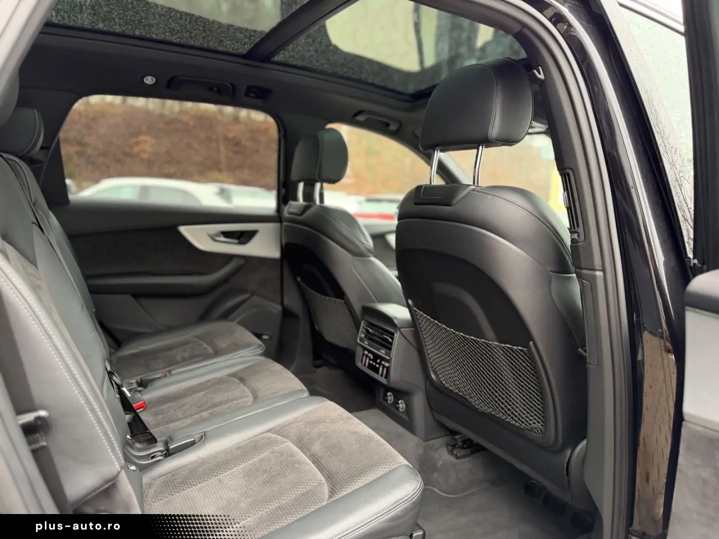 AUDI Q7 50 TDI quattro S line PANO LUFT HeadUp 7Sitze