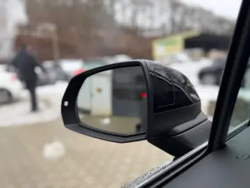 AUDI Q7 50 TDI quattro S line PANO LUFT HeadUp 7Sitze