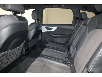 AUDI Q7 50 TDI quattro S line Pano Matrix B&O