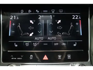 AUDI Q7 50 TDI quattro S line Pano Matrix B&O