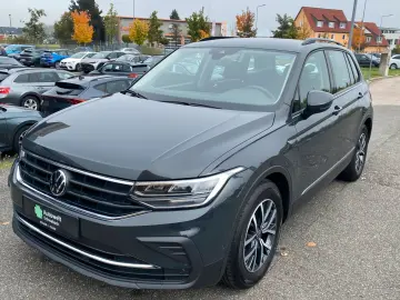 VW Tiguan 2.0 TDI DSG faruri  LED