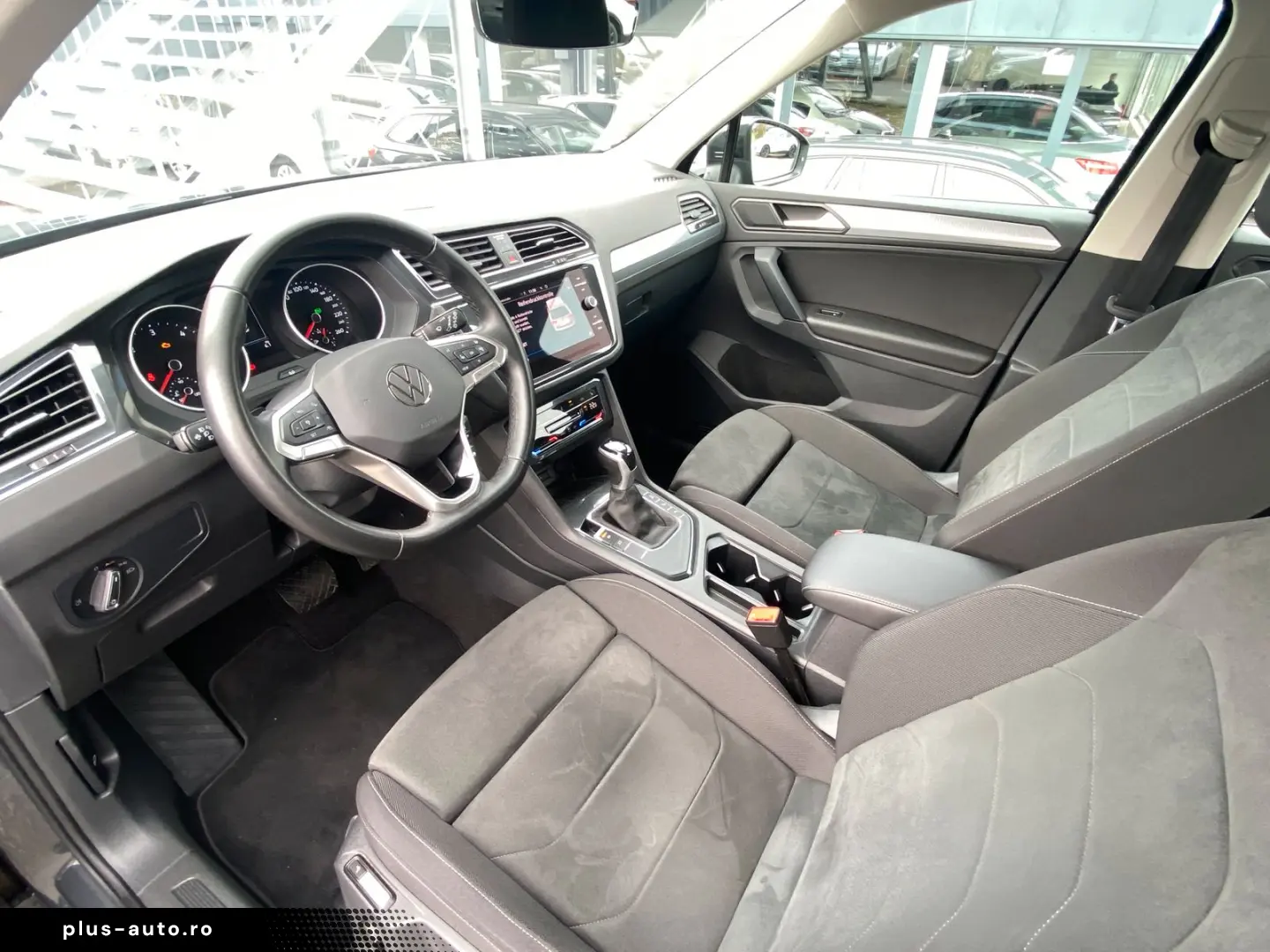 VW Tiguan 2.0 TDI DSG faruri  LED